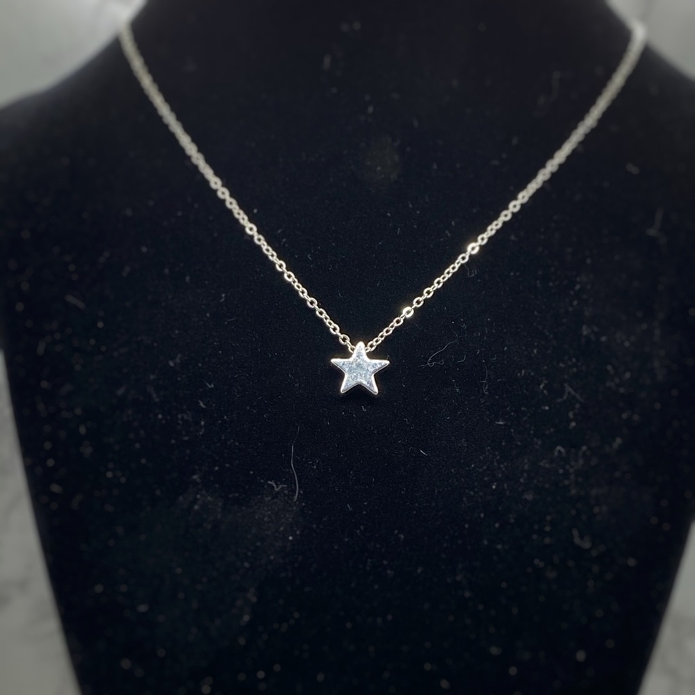 Gold / Silver Simple Star Necklace